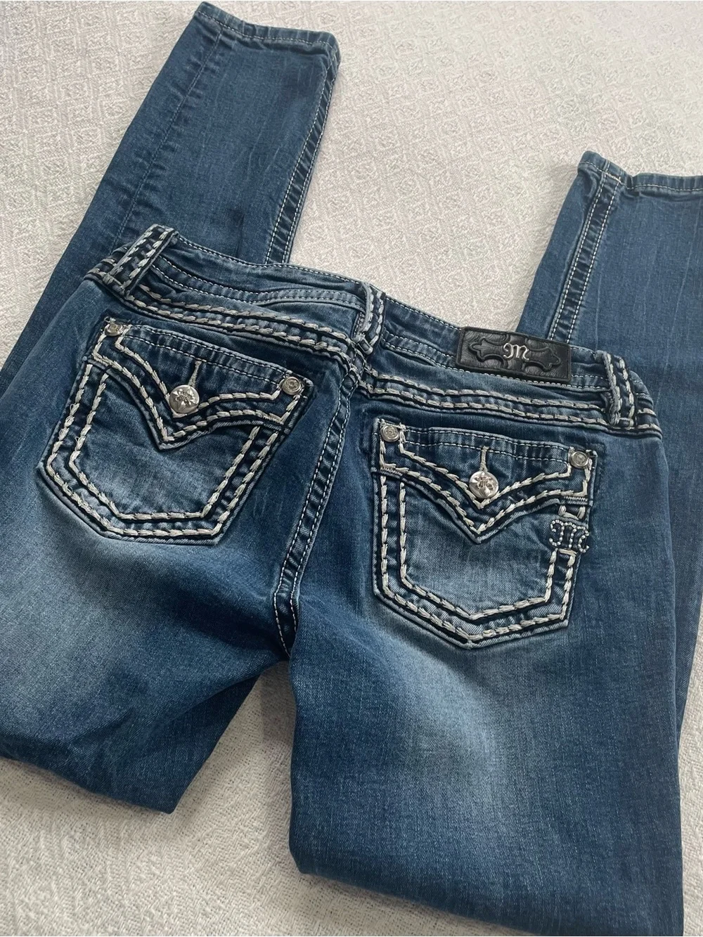 Miss Me Medium Blue Straight Jeans ~ Size 28 ~ Dress up your jeans* Bling